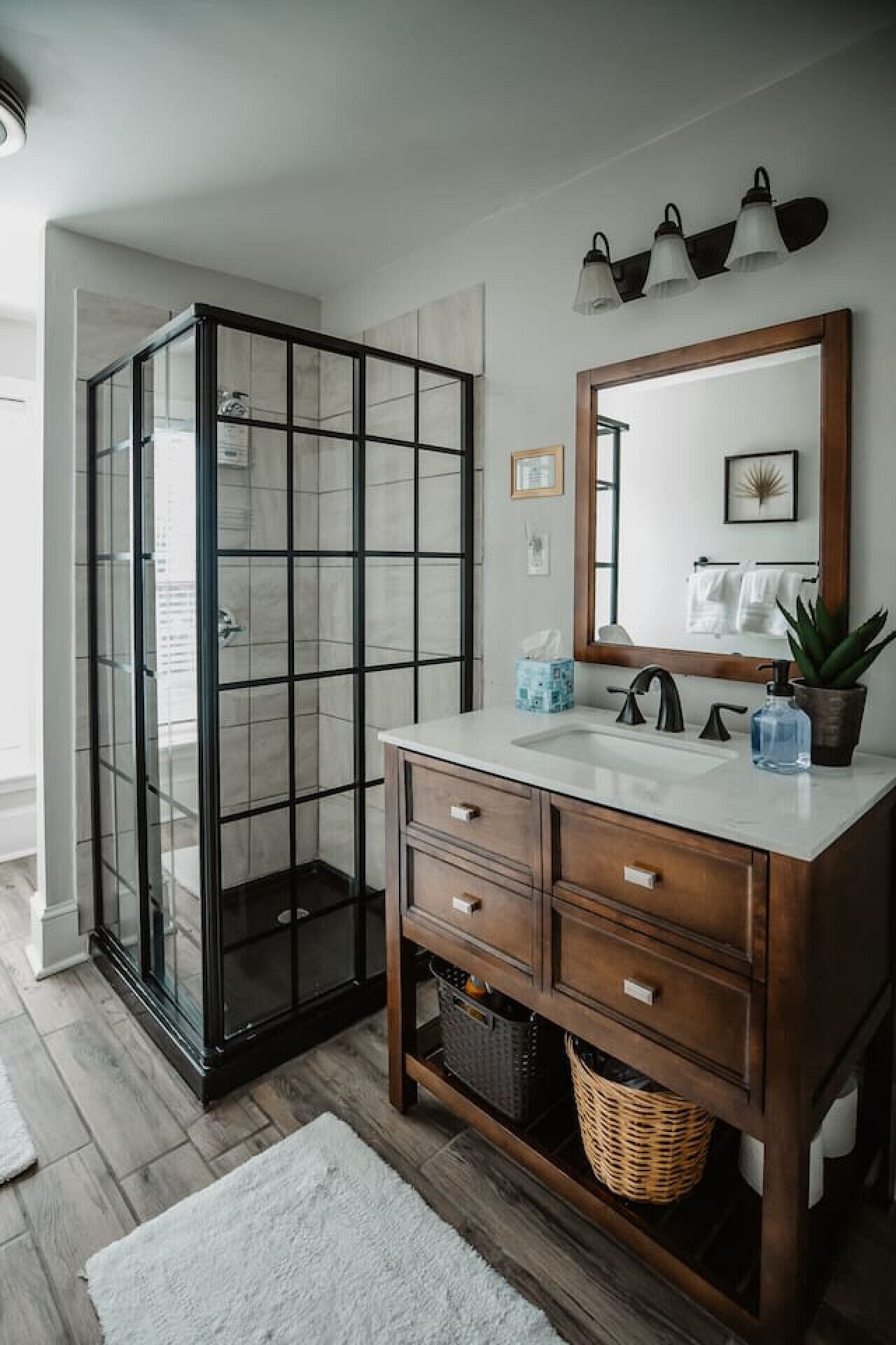 Sèche-cheveux, serviettes fournies