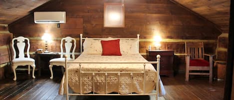 3 bedrooms, desk, iron/ironing board, travel crib