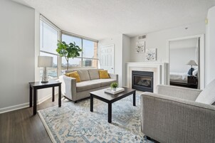 Televisión 70 pulgadas con canales de televisión digitales