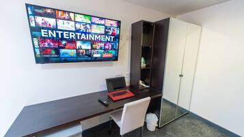 สตูดิโอ | ภายใน