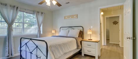 3 Schlafzimmer, Reisekinderbett, WLAN, Bettwäsche