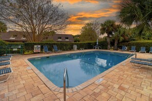 Pool - UPDATED VILLA IN PALMETTO DUNES WITH POOL, BEACH & SPORTS ACCESS HILTON HEAD (Hilton Head Island)