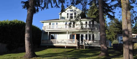 House (5 Bedrooms) | Front of property