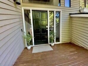 Exterior detail - Luxury Bellevue 5 bedroom home (Bellevue)