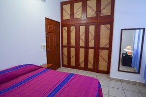 Departamento 5 | Hypo-allergenic bedding, down comforters, in-room safe - Bungalows Teka (Zihuatanejo)