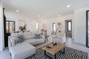 Interior - Villa Anita - Holiday Villa with Private Pool By SCH (Salir do Porto)