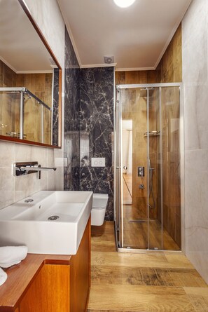 Superior Double Room | Free cribs/infant beds, free WiFi, bed sheets - Chateau Kvirike (Kobuleti)