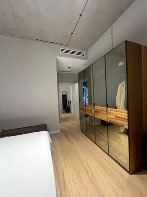 2 makuuhuonetta, Wi-Fi, vuodevaatteet