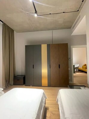 2 bedrooms, WiFi, bed sheets