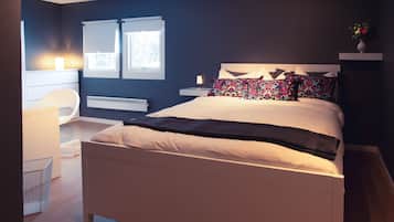 5 Schlafzimmer, Schreibtisch, BĂŒgeleisen/BĂŒgelbrett, kostenloses WLAN