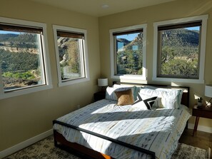 3 dormitorios, tabla de planchar con plancha, cuna de viaje y wifi