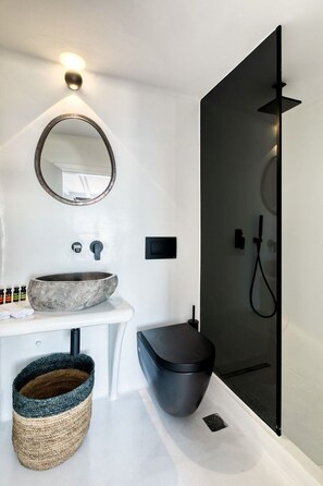 Handdoeken, zeep, shampoo, toiletpapier