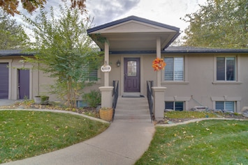 Kaysville Vacation Rental | 5BR | 3BA | 2,600 Sq Ft | Stairs Required