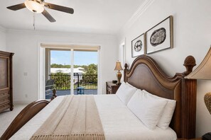 6 bedrooms, iron/ironing board, WiFi, bed sheets
