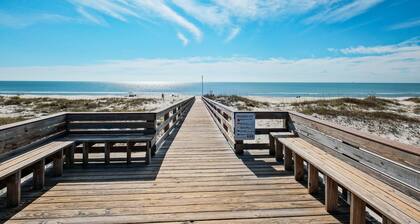 Gulf Shores Plantation - Beautiful 2 Br/2Ba Condo! Close to the pool and beach.