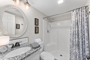 Hair dryer, towels - Beautiful 2 bedroom 2 bathroom condo with balcony overlooking creek. The sleeping arrangements for this property are 2 queen beds. (Augusta)