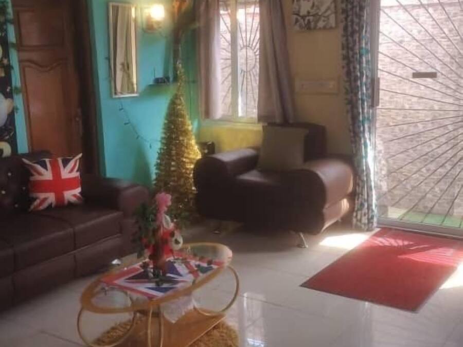 Deluxe Studio Suite | Free WiFi, bed sheets