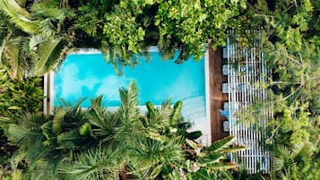 Piscina a l'aire lliure