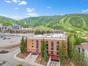 Exterior - Fully Remodeled. Base of Park City Mountain (Park City)
