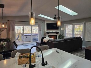Smart TV, fireplace, video games, ping pong