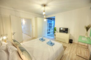 3 bedrooms, iron/ironing board, free WiFi, bed sheets