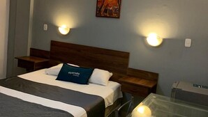 Dobbeltrom – superior | Skrivebord og wi-fi (inkludert)