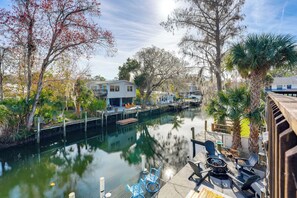 Property grounds - Waterfront Weeki Wachee Home w/ Dock & Game Room! (Spring Hill)