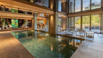 Piscina interna, piscina aquecida