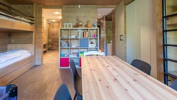 7 quartos, berço de viagem, Wi-Fi, roupa de cama