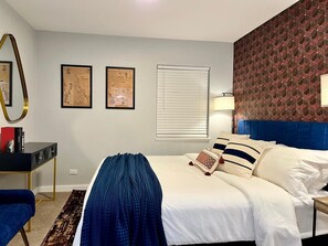 2 室のベッドルーム、アイロン / アイロン台、WiFi (無料)、ベッドシーツ