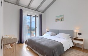 3 Schlafzimmer, Bügeleisen/Bügelbrett, Reisekinderbett, kostenloses WLAN