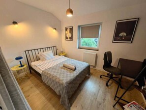 1 chambre, bureau, fer et planche Ă repasser, Wi-Fi gratuit