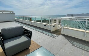 Terrace/patio - Holiday Apartment 'Atico Duna Beach' with Sea View & Wi-Fi (Torrox)