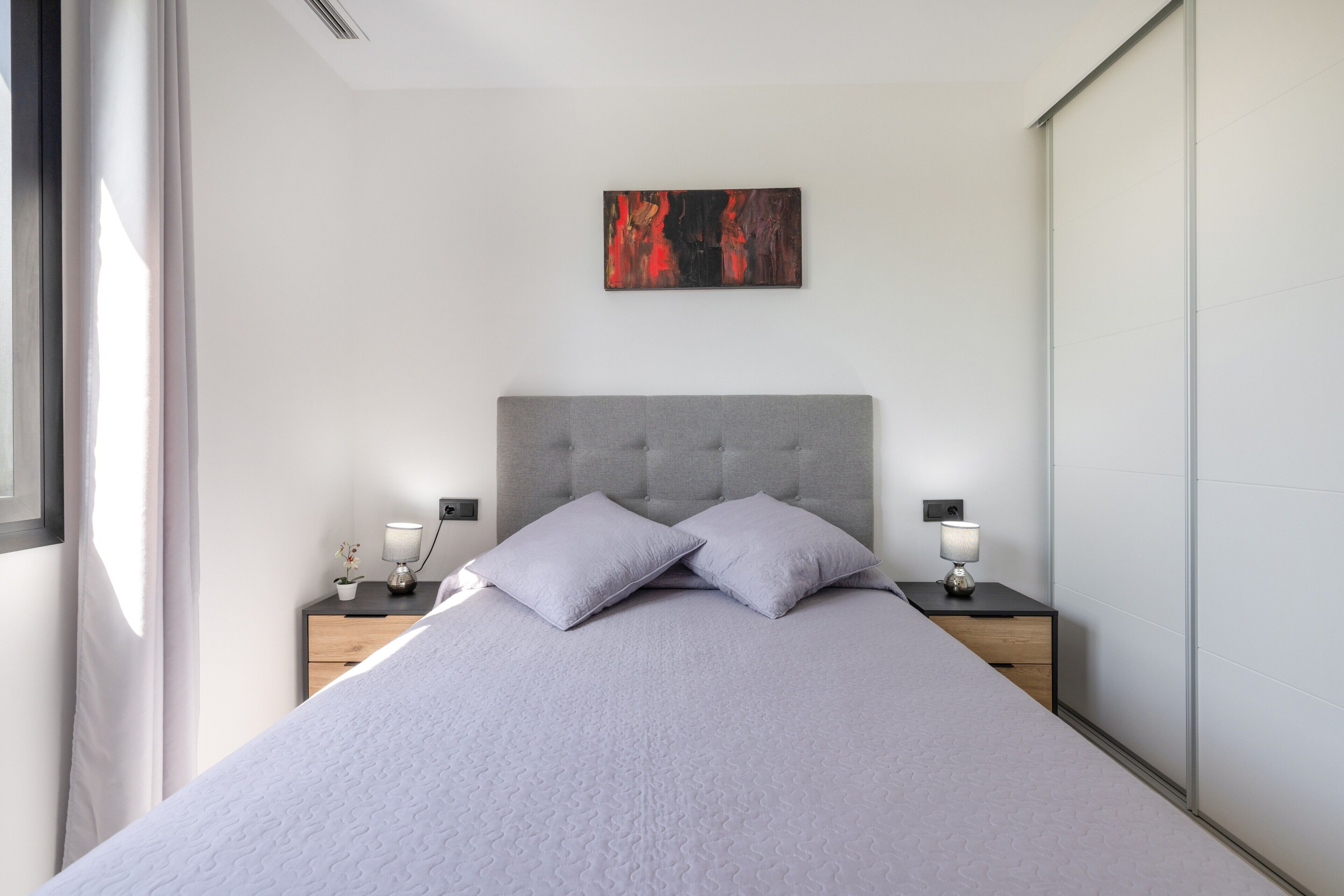 3 dormitorios, tabla de planchar con plancha, wifi gratis y ropa de cama