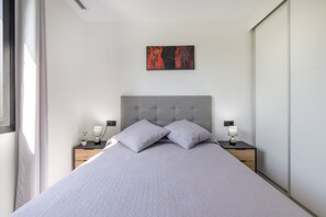 3 chambres, fer et planche Ă repasser, Wi-Fi gratuit, draps fournis