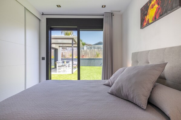3 chambres, fer et planche Ă repasser, Wi-Fi gratuit, draps fournis