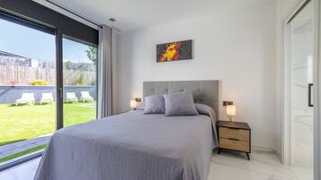 3 chambres, fer et planche Ă repasser, Wi-Fi gratuit, draps fournis