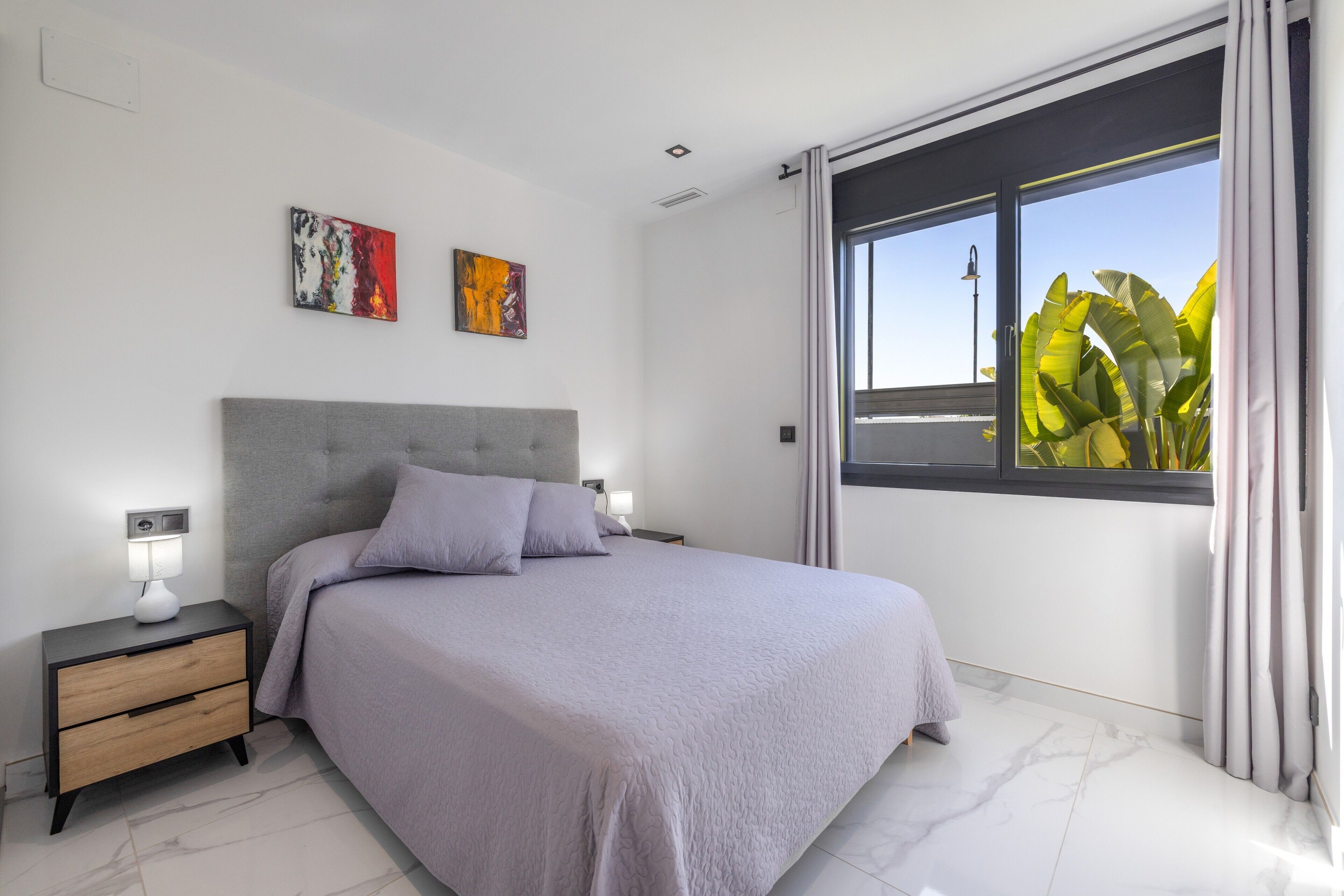 3 chambres, fer et planche à repasser, Wi-Fi gratuit, draps fournis