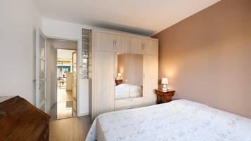 2 habitaciones, wifi gratis y ropa de cama