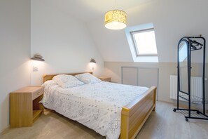 2 habitaciones, tabla de planchar con plancha y wifi gratis 