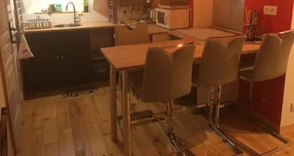 "Le Gite D Ouilly" House with Shared Terrace and Wi-Fi