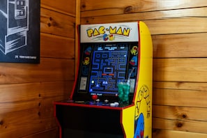 Spielezimmer