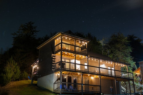 Family Oasis By Ghosal Luxury Lodging