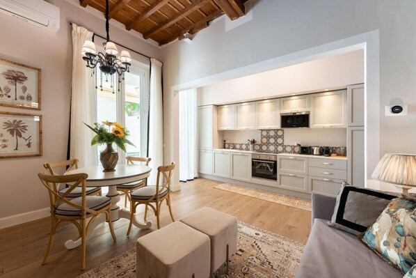 Interior - Apartments Florence - Guelfa delight with Courtyard Np (Firenze)