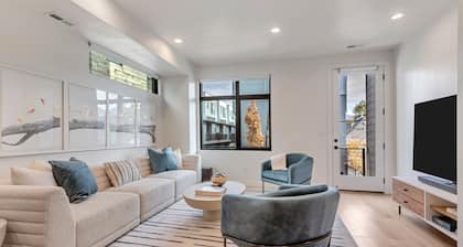 LCF - Granary/Downtown SLC Townhome - 2 King Suites - 1 Queen Suite - Garage