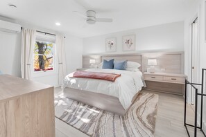 3 dormitoris, escriptori i planxa i posts de planxar 