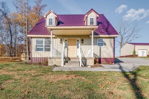 Exterior - Peaceful Russell Springs Home w/ Fire Pit & Pond! (Russell Springs)