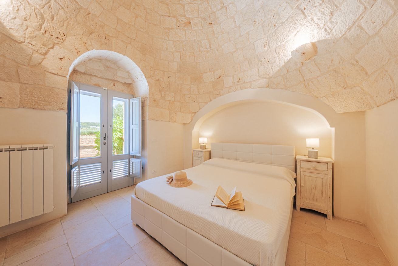 4 bedrooms, WiFi, bed sheets