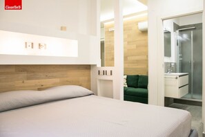 WiFi - Largo Leopardi Essential Apartment (Roma)