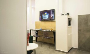 Interior - Largo Leopardi Essential Apartment (Roma)